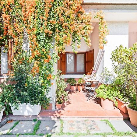 Luminoso Nuovalucello Apart- Giardino e Parcheggio privato Aeroporto di Catania Fontana Rossa Esterno foto